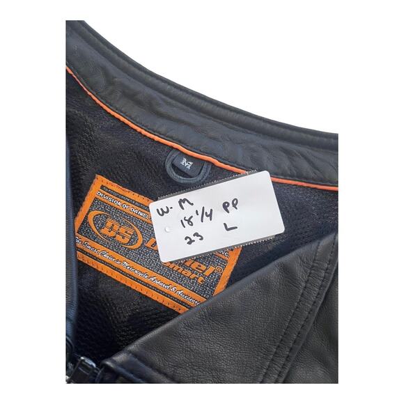 Biker Motorcycle Vest Womens Sz Med Soft Black Leather Zip Side Laces NWT Pocket - Picture 14 of 15